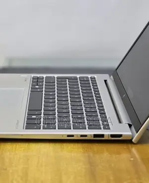 New Laptop HP Elitebook 830 G11 16GB Intel Core Ultra 7 SSD 512GB