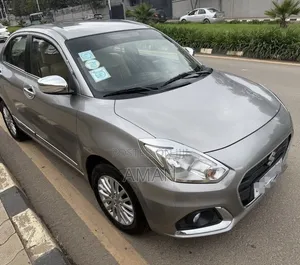 Suzuki Dzire 2022 Silver