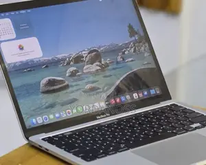 New Laptop Apple MacBook Pro 2020 32GB Intel Core i7 SSD 512GB