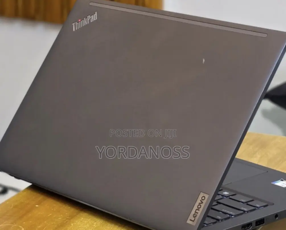 New Laptop Lenovo ThinkPad T14s Gen 1 16GB Intel Core i7 SSD 512GB