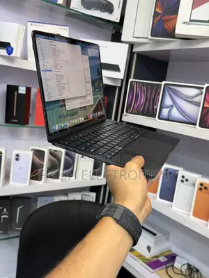 Laptop Apple MacBook Air 2023 M2 8GB Apple M2 SSD 512GB