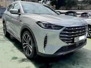 Jetour X70 Plus 2023 Silver