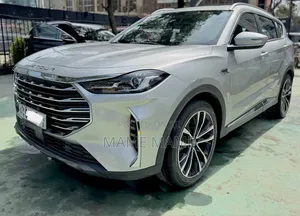 Jetour X70 Plus 2023 Silver
