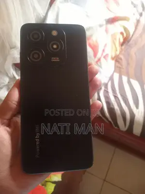 Itel A06 64 GB Black