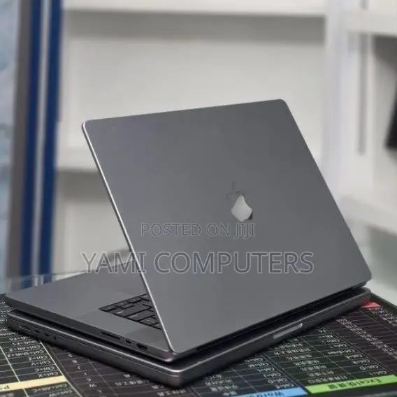 New Laptop Apple MacBook Pro 2021 M1 32GB Apple M1 Max SSD 1T