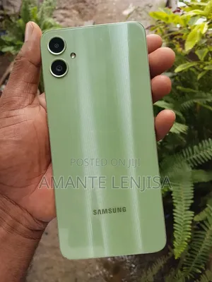 Samsung Galaxy A05 64 GB Green