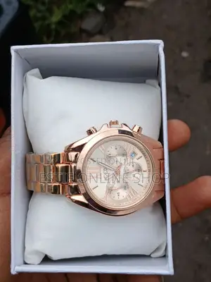 GEDI Women's Rose Gold Quartz Watch