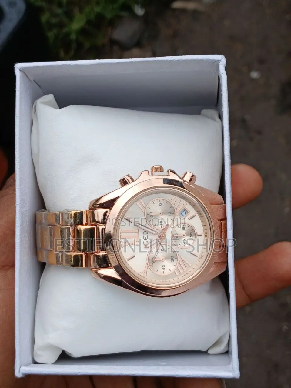 GEDI Women's Rose Gold Quartz Watch