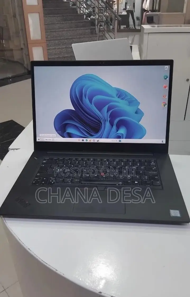 New Laptop Lenovo 16GB Intel Core i7 SSD 512GB