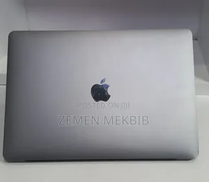 New Laptop Apple MacBook Pro 2020 8GB Apple M1 SSD 256GB