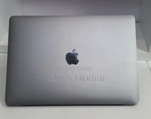 New Laptop Apple MacBook Pro 2020 8GB Apple M1 SSD 256GB