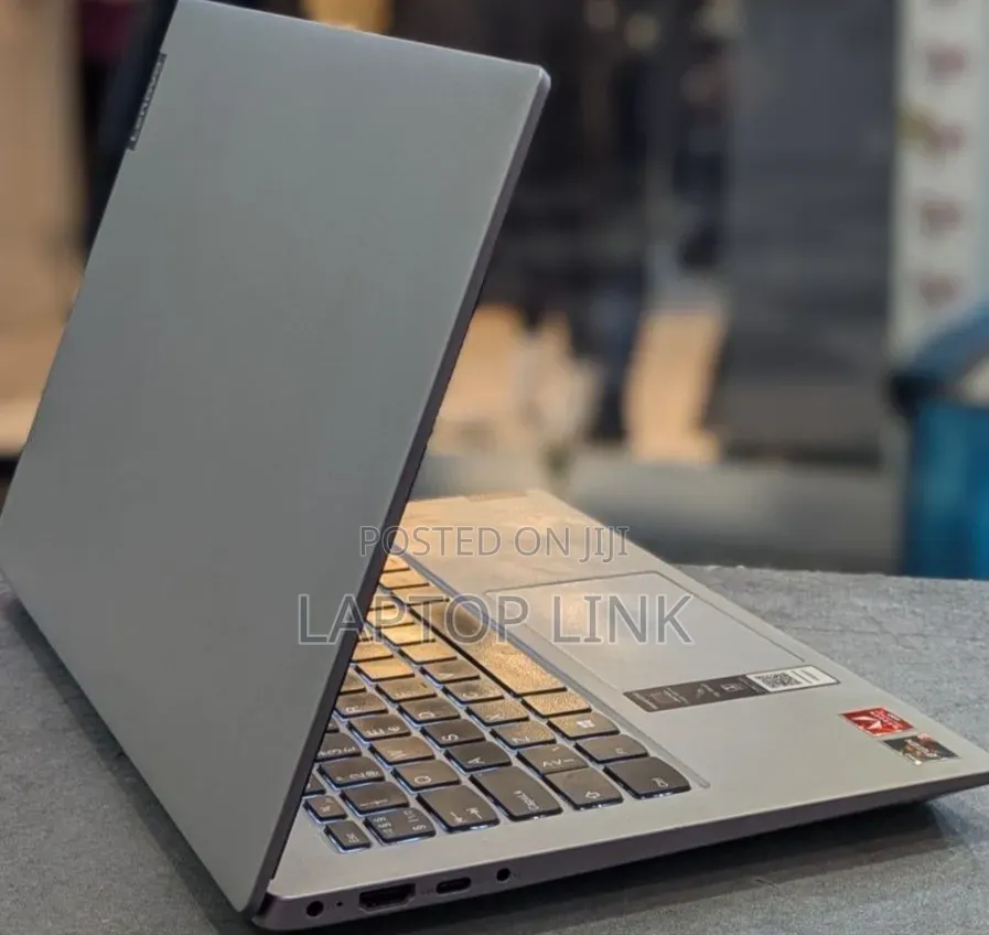 New Laptop Lenovo IdeaPad S340 8GB AMD Ryzen 3 SSD 256GB