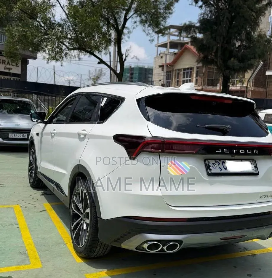 Jetour X70 Plus 2022 White