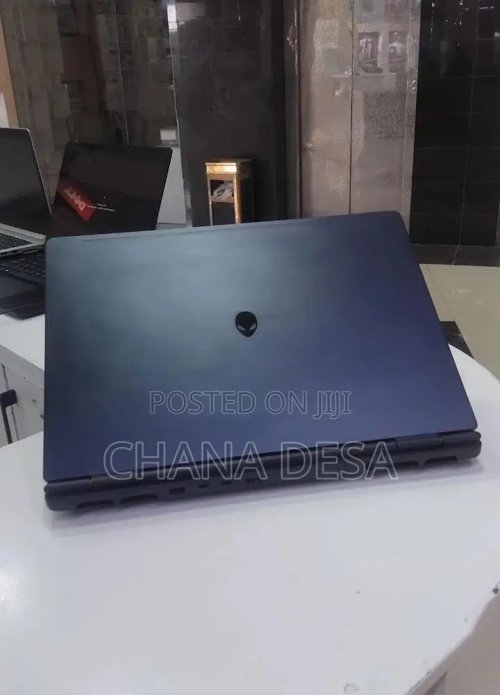 New Laptop Alienware 16x Aurora 32GB Intel Core Ultra 9 SSD 1T