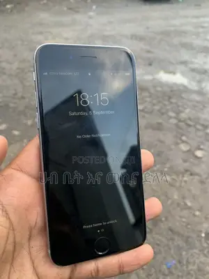 Apple iPhone 6s 16 GB Silver