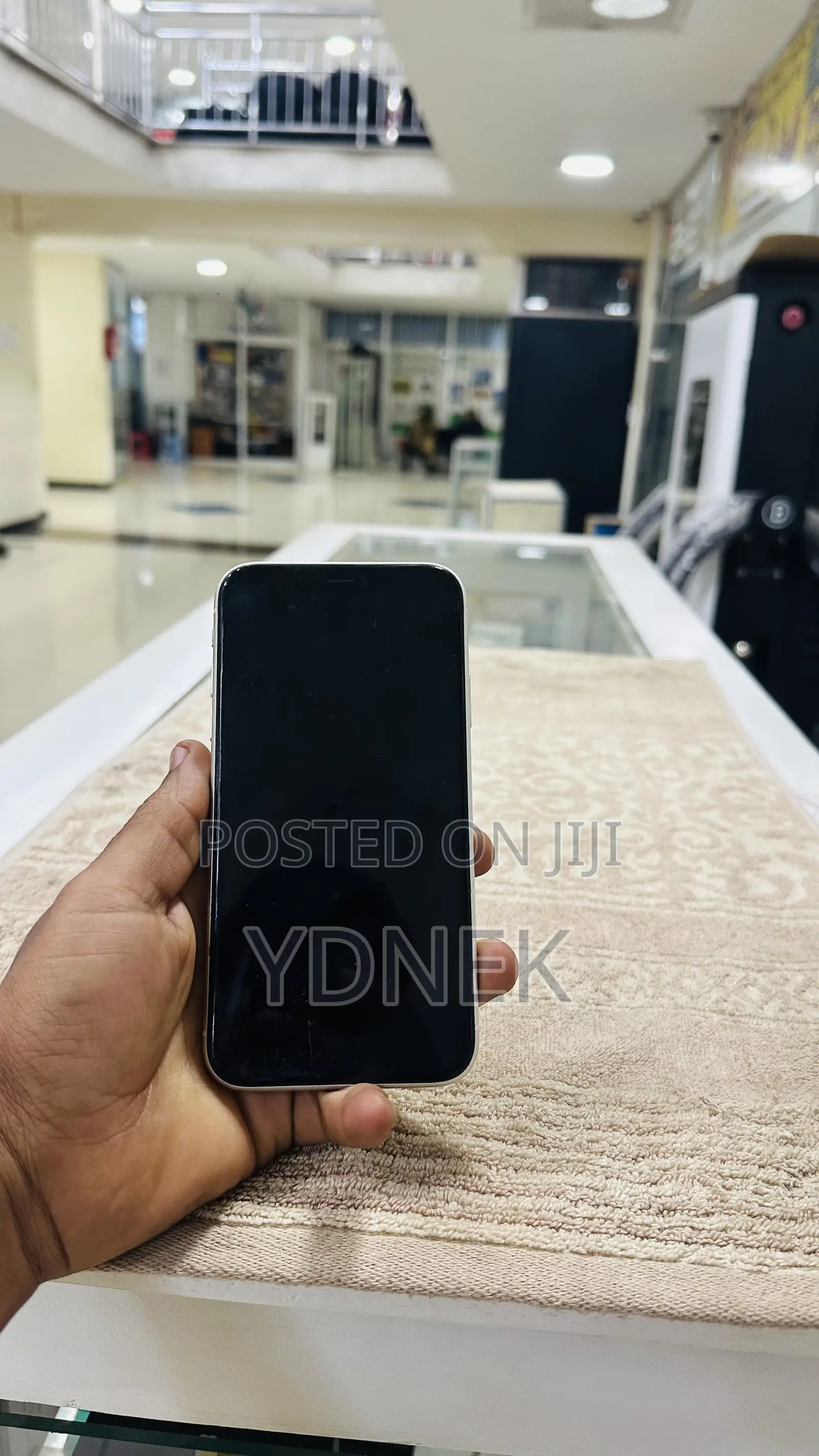 Apple iPhone 11 128 GB White