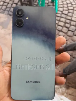 Samsung Galaxy A06 64 GB Black