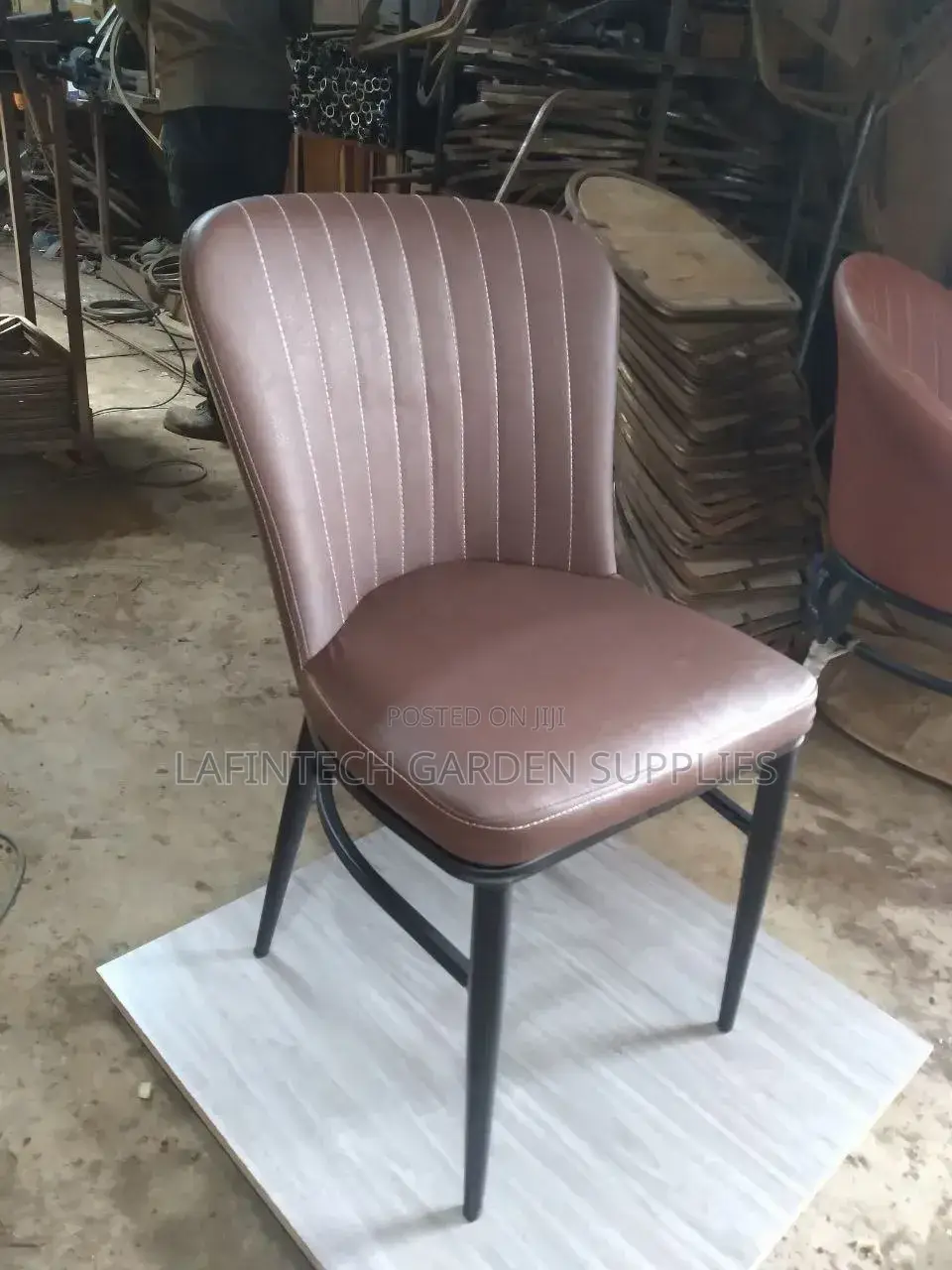Restaurant Chairs/ Leather Cafe Chairs የሬስቶራንት ወንበር ሌዘር