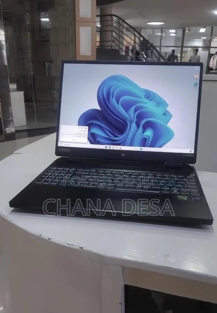 New Laptop Acer Predator Helios 16 16GB Intel Core i9 SSD 1T