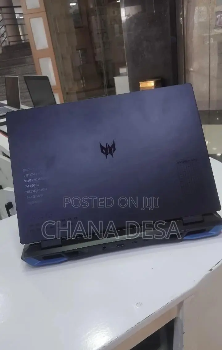 New Laptop Acer Predator Helios 16 16GB Intel Core i9 SSD 1T