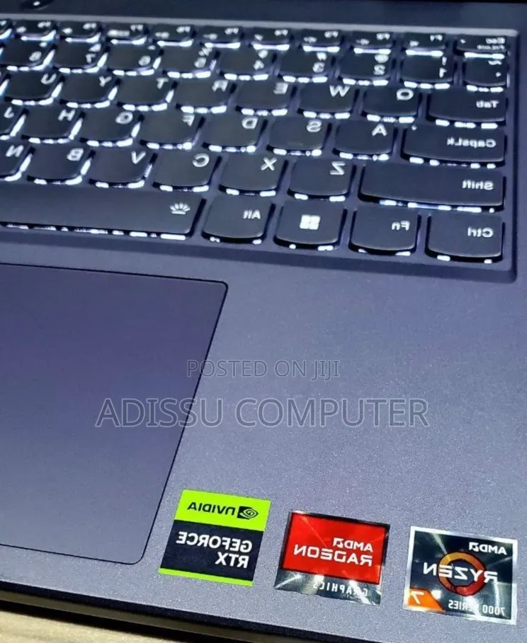 New Laptop Lenovo Legion 5 16GB AMD Ryzen 7 SSD 512GB