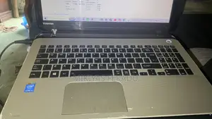Laptop Toshiba Satellite C55 8GB Intel Core 3 HDD 500GB