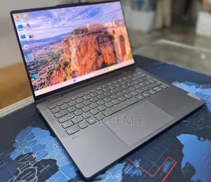 New Laptop Lenovo 16GB AMD Ryzen 7 SSD 512GB