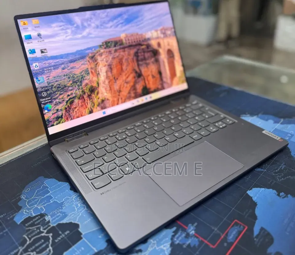 New Laptop Lenovo 16GB AMD Ryzen 7 SSD 512GB