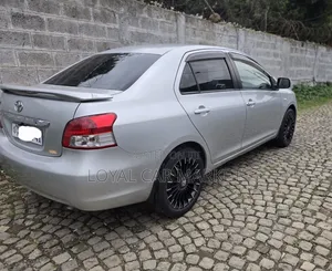 Toyota Yaris 2008 Silver