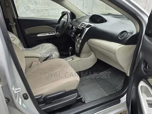 Toyota Yaris 2008 Silver
