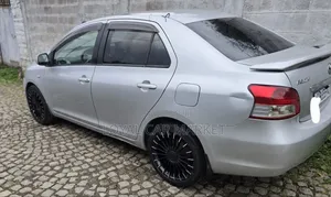Toyota Yaris 2008 Silver