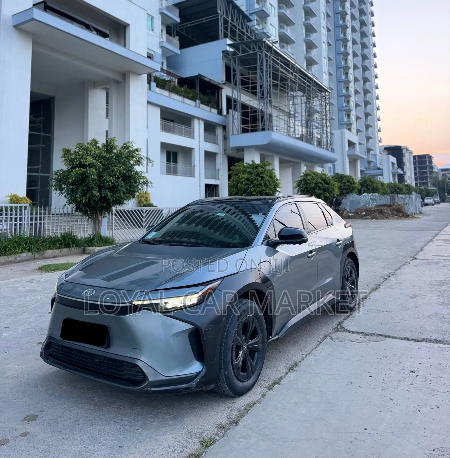 Toyota bZ4X 2024 Gray