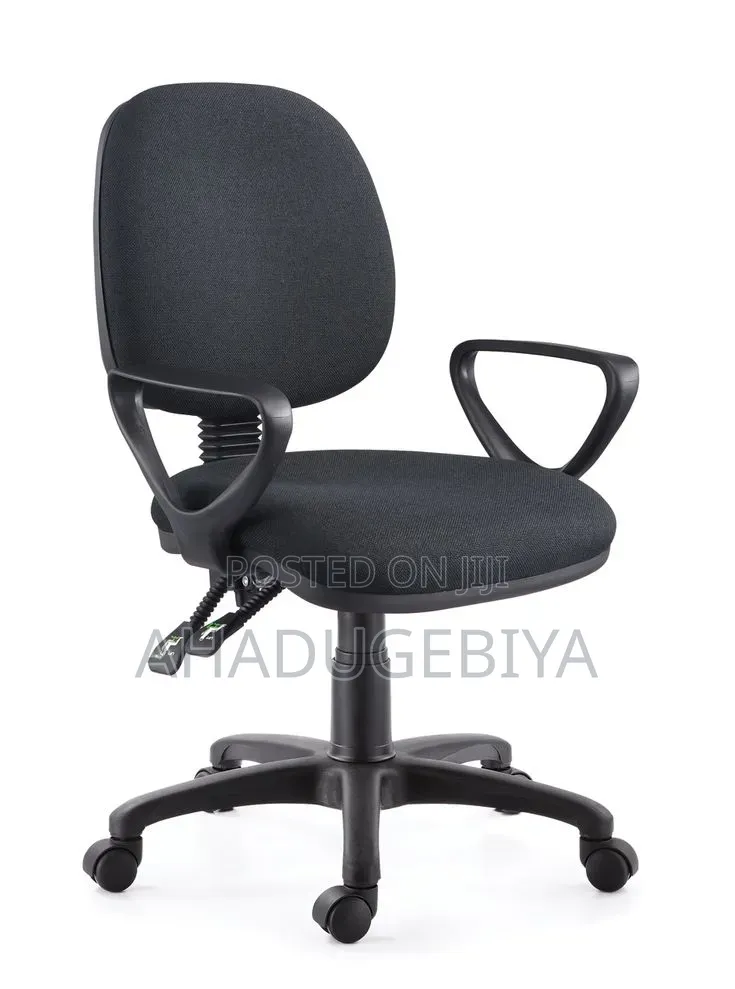 Comfortable Office Chair – Adjustable Good Condition