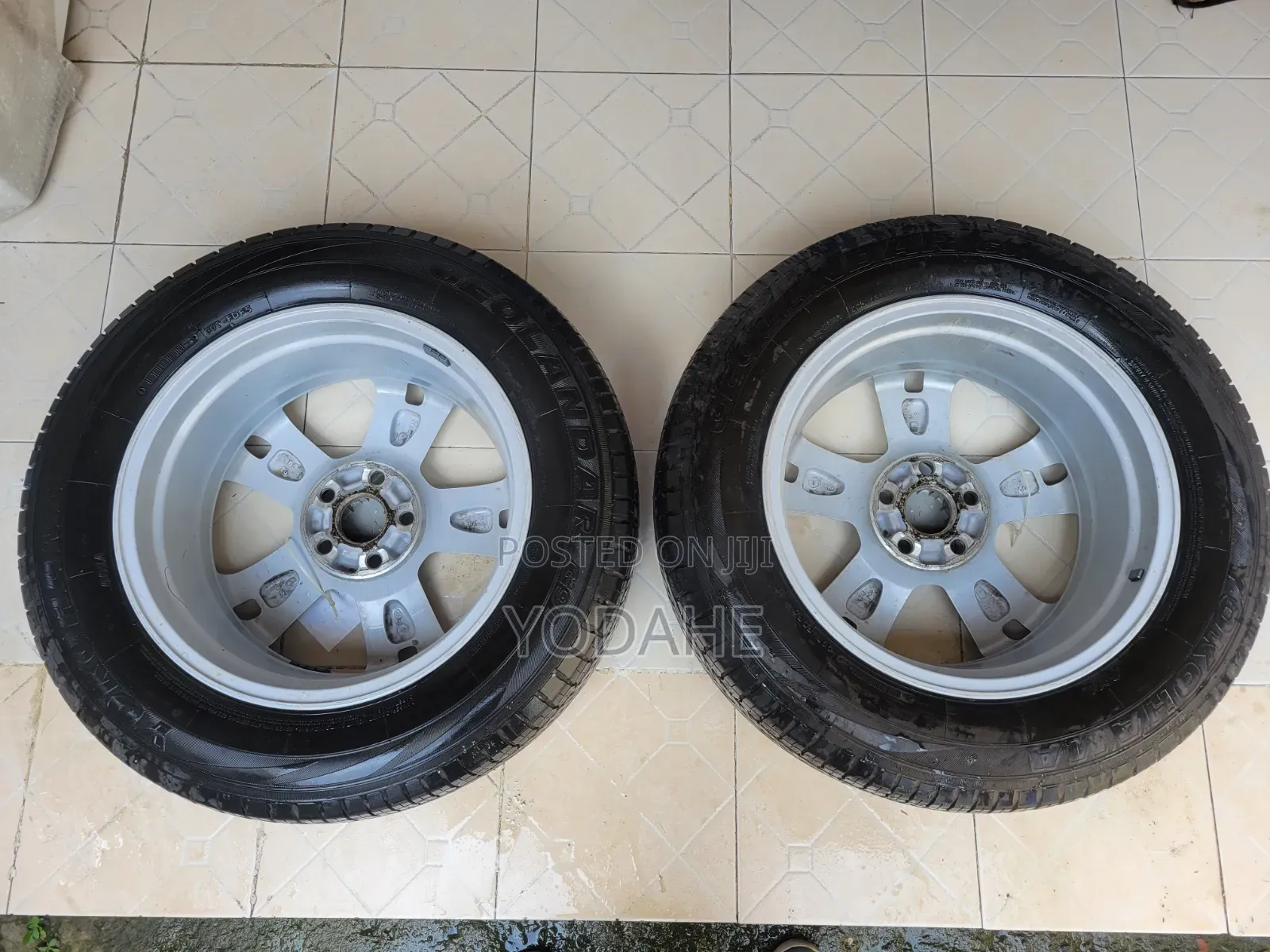 Pair of 17" OEM Toyota Alloy Wheels W/ 225/65r17 Yokohama Tires 5-Lug