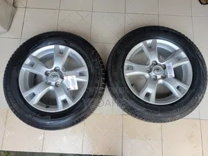 Pair of 17" OEM Toyota Alloy Wheels W/ 225/65r17 Yokohama Tires 5-Lug
