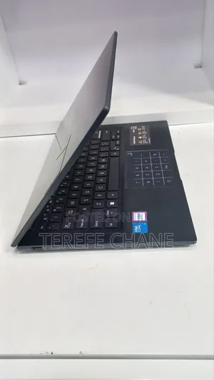 New Laptop Asus Vivobook 15 16GB Intel Core 5 SSD 512GB