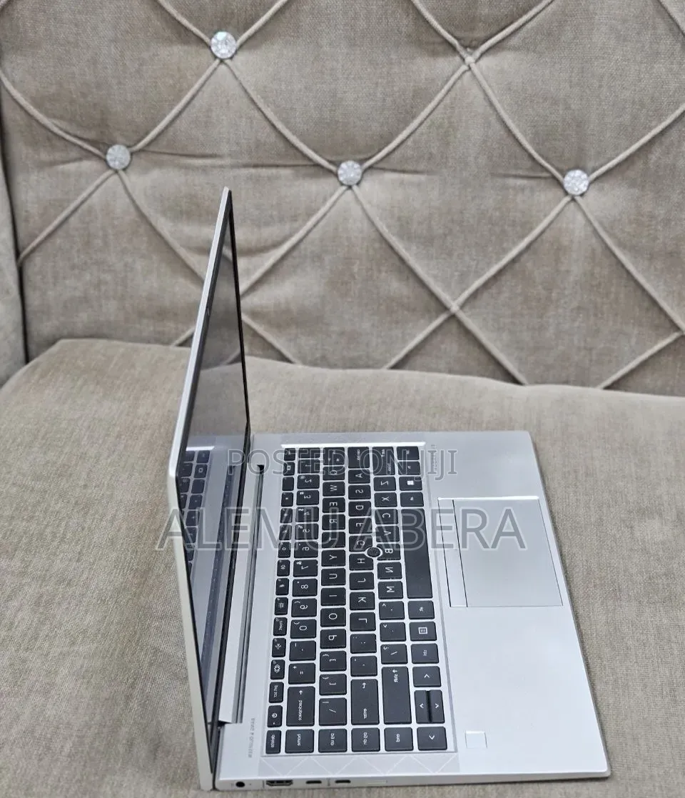 New Laptop HP EliteBook 845 G8 16GB AMD Ryzen 7 SSD 512GB