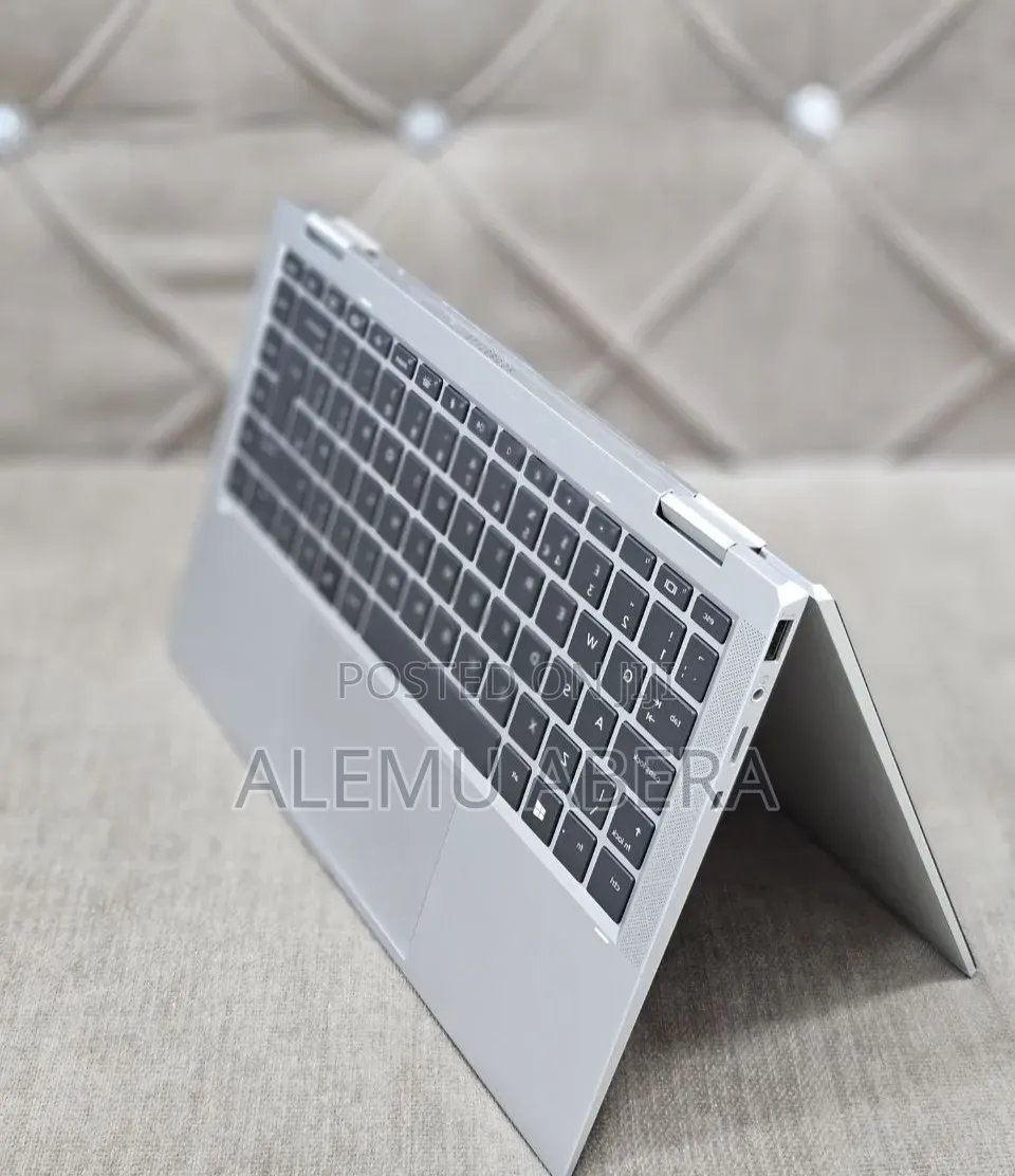 New Laptop HP EliteBook 1040 G8 32GB Intel Core i7 SSD 512GB