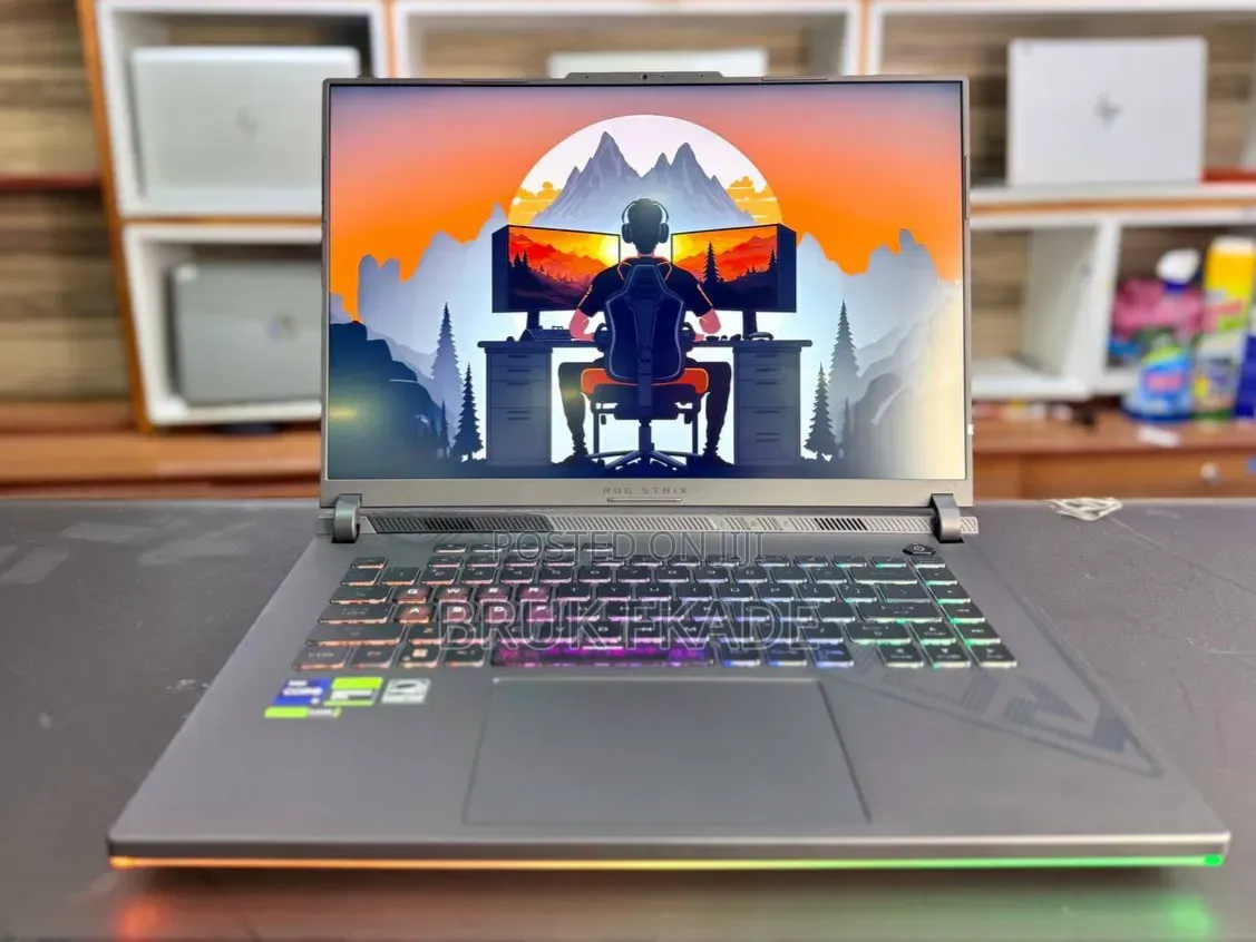New Laptop Asus ROG Strix G16 G614 16GB Intel Core i9 SSD 1T