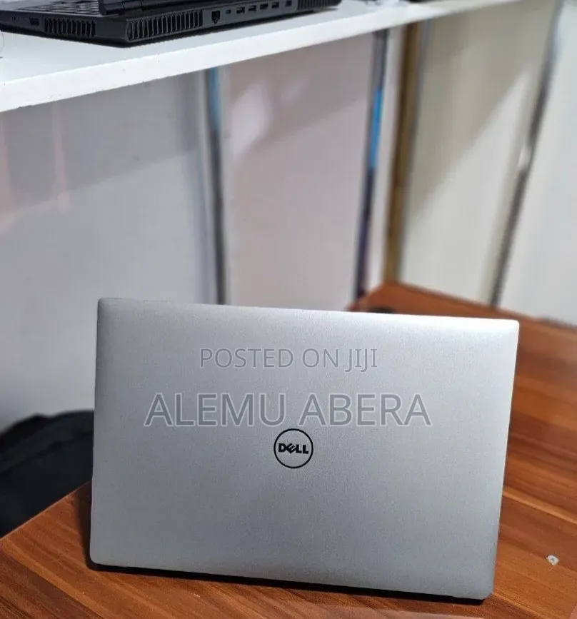 New Laptop Dell XPS 15 16GB Intel Core i7 SSD 512GB