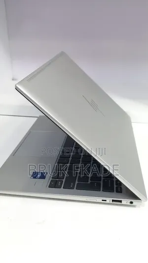 New Laptop HP EliteBook 830 G9 16GB Intel Core i5 SSD 512GB