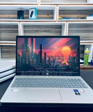 New Laptop HP Stream Notebook 16GB Intel Core i7 SSD 512GB