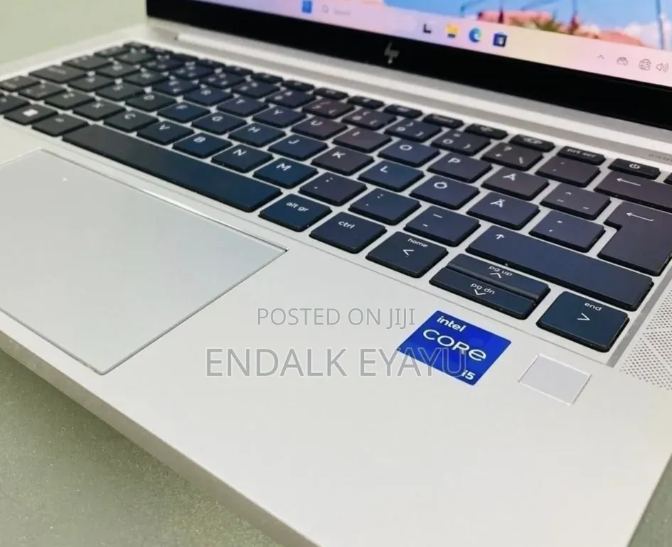New Laptop HP EliteBook 840 G8 16GB Intel Core i5 SSD 512GB