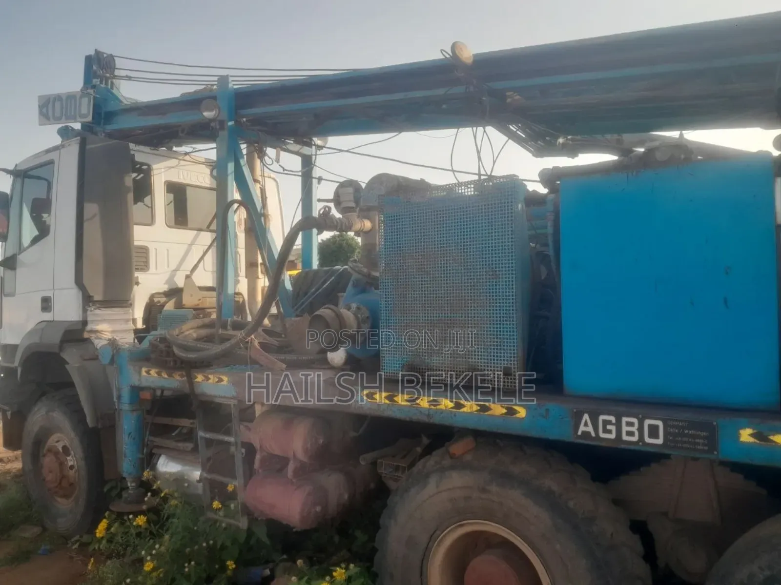 የ ውሀ መቆፈሪያ ማሽን ብዙ አመት የቆመ ነው ብዙም ያልለፍ