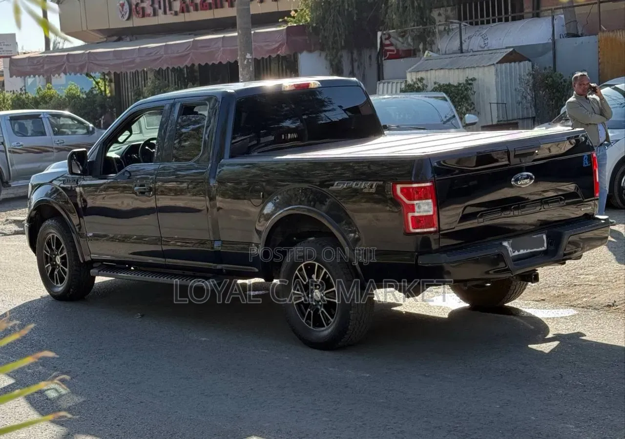 Ford F-150 2020 Black