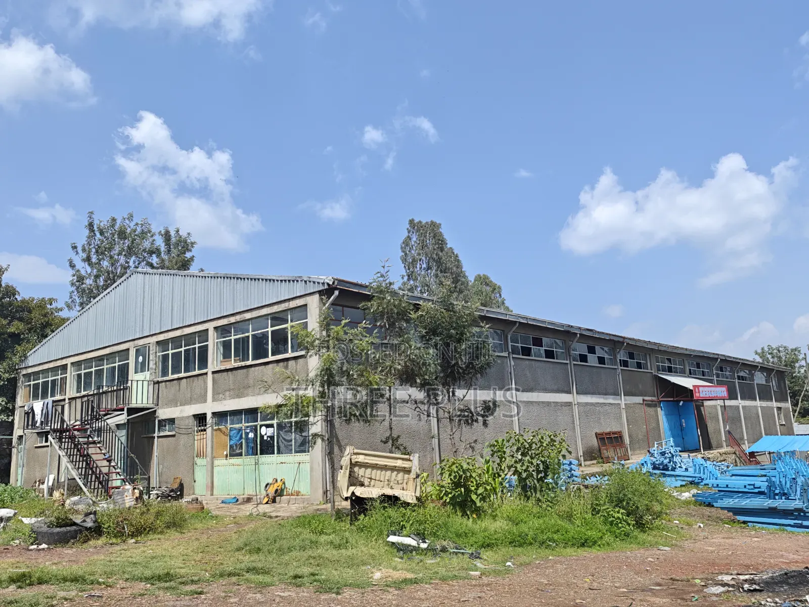 Warehouse for Rent at Gelan