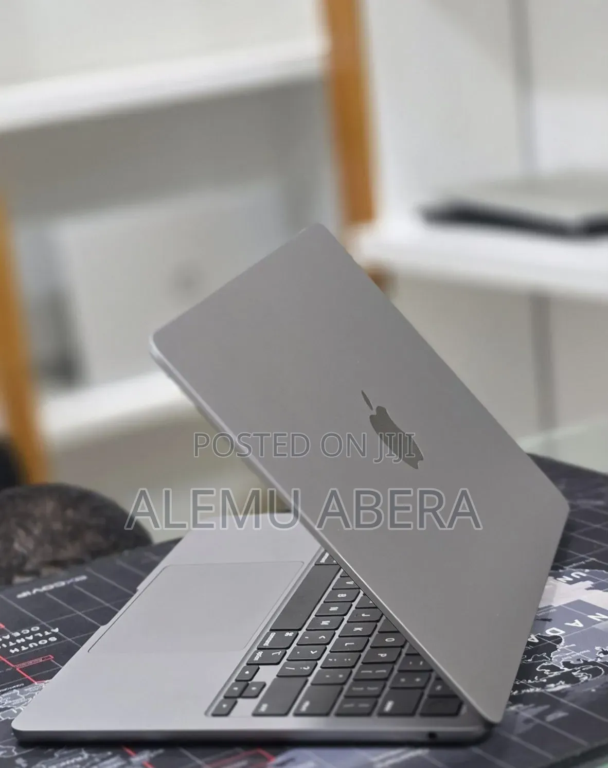 New Laptop Apple MacBook Air 2022 M2 8GB Apple M2 SSD 256GB