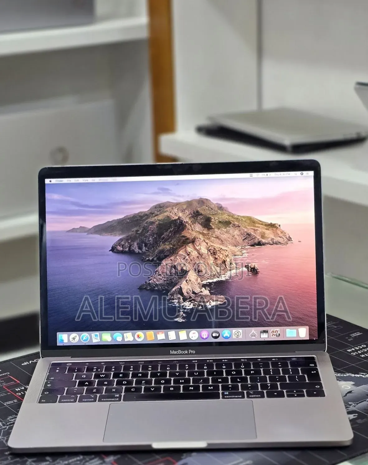 New Laptop Apple MacBook Pro 2019 16GB Intel Core i7 SSD 512GB