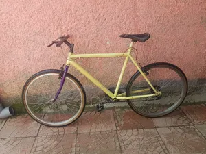 Yellow Becycle