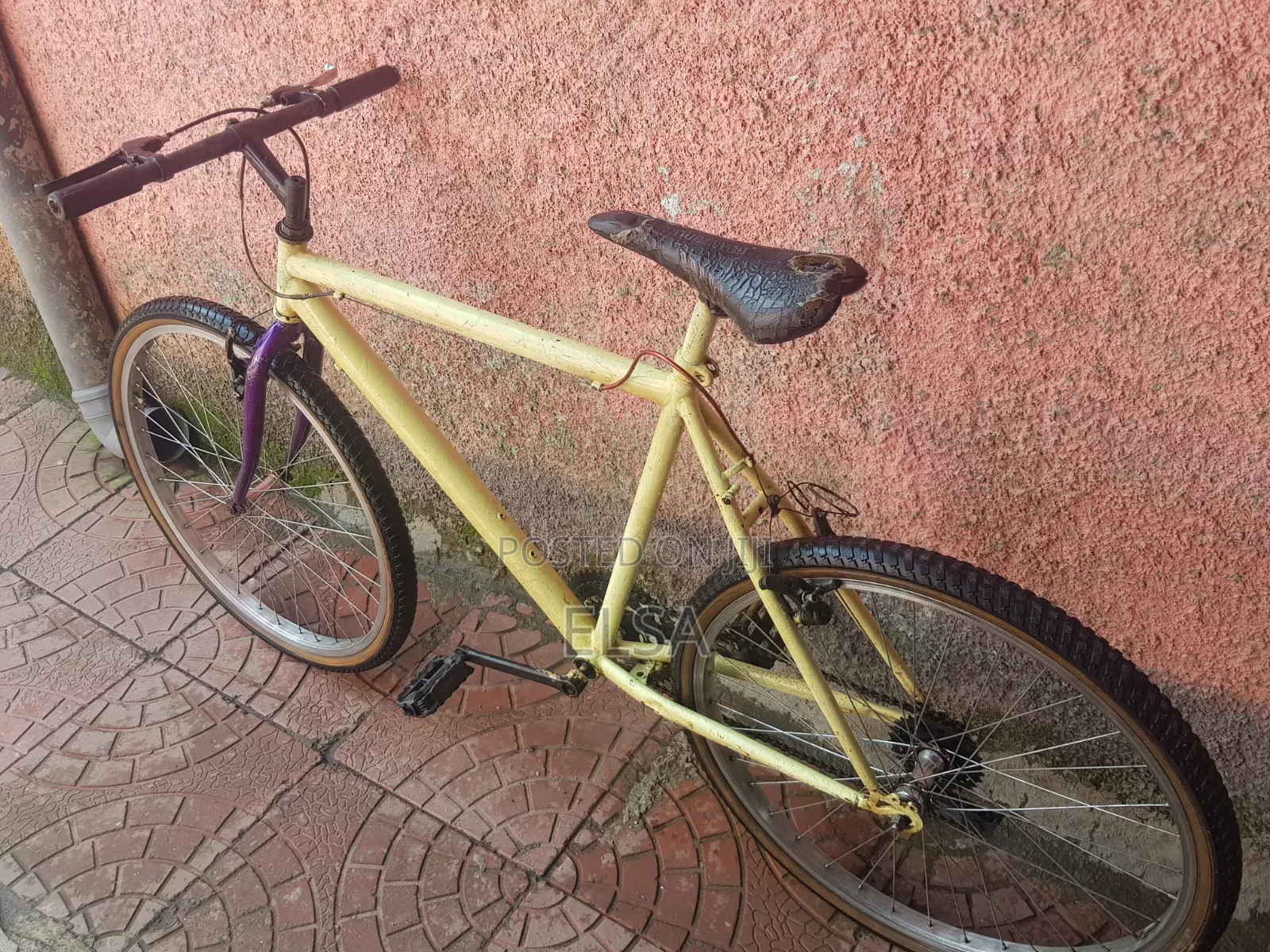 Yellow Becycle